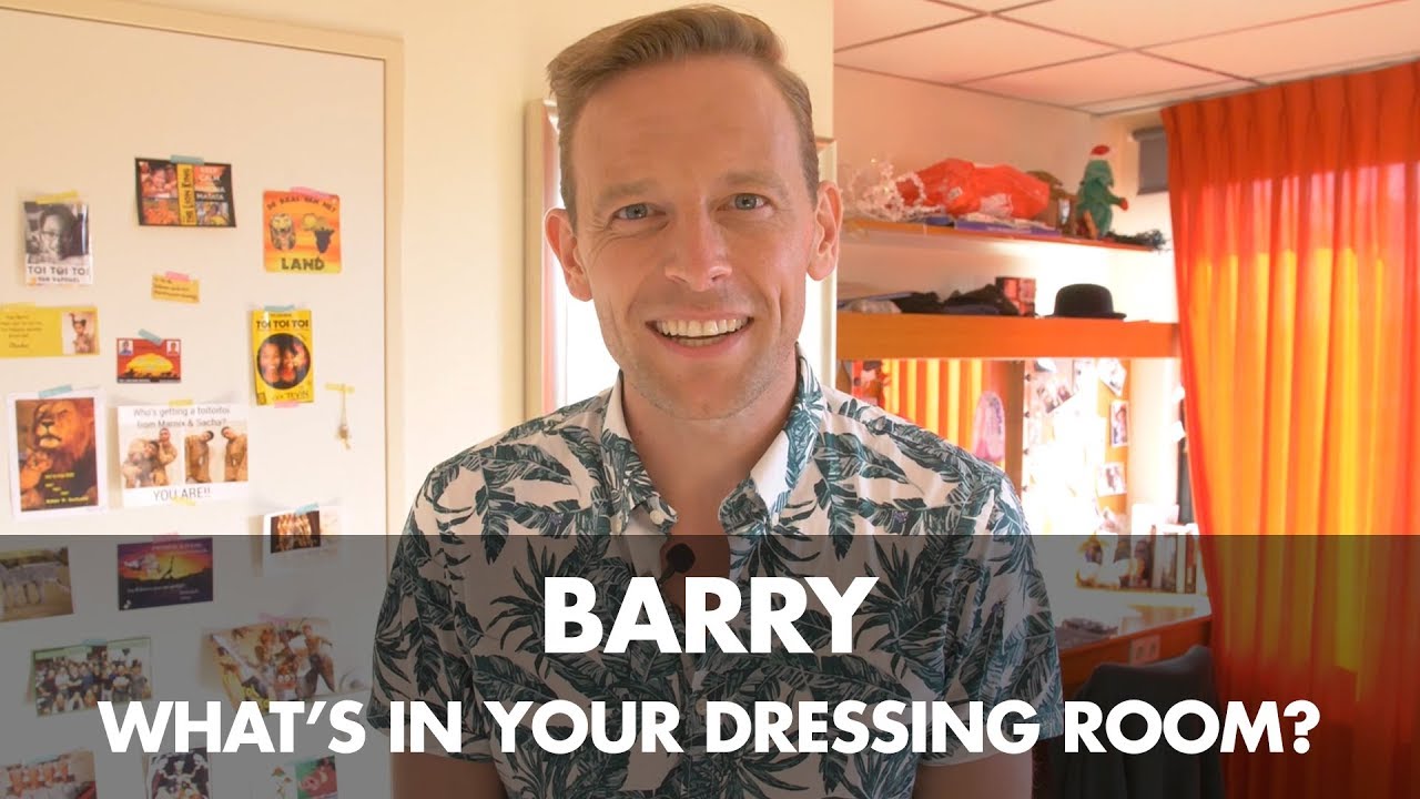 Een kijkje in de kleedkamer van Barry bij The Lion King | What's In Your Dressing Room?