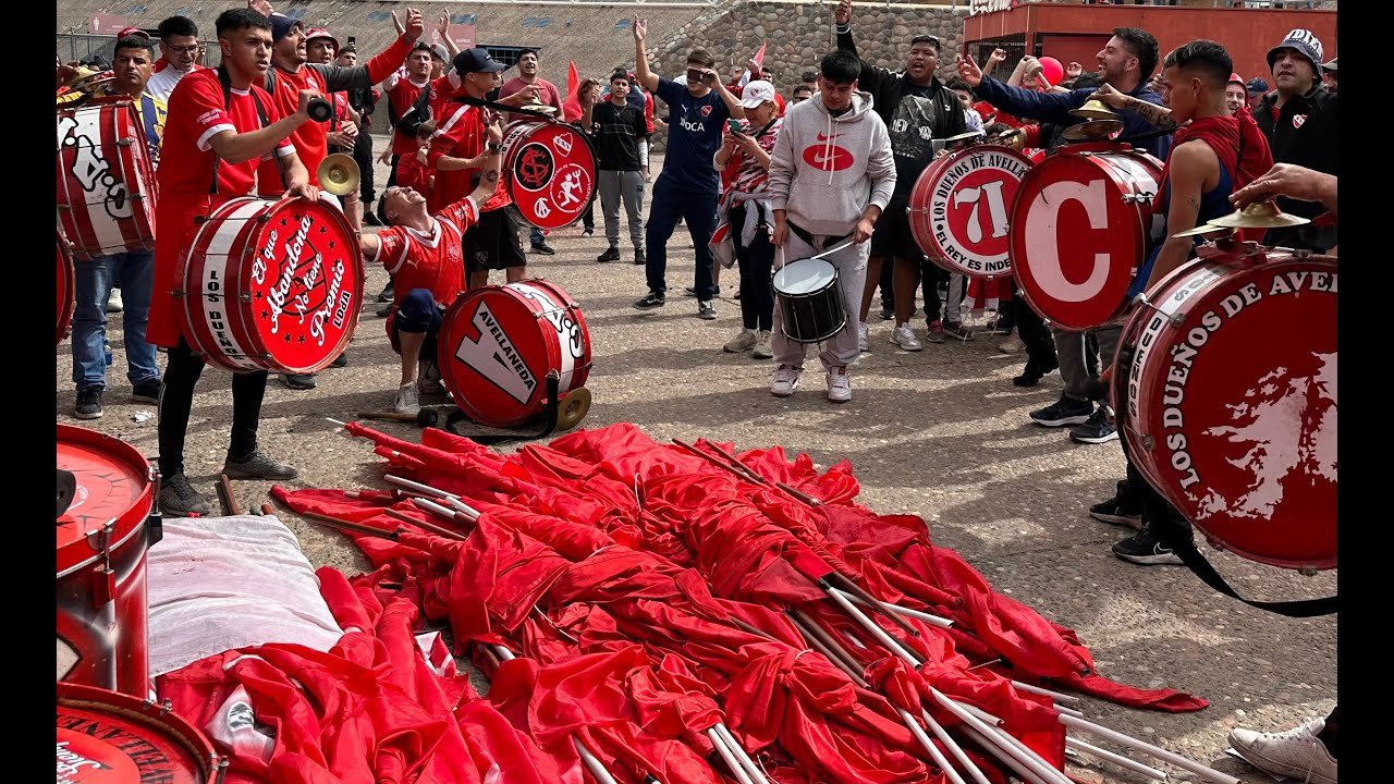 EL INFIERNO ESTÁ ENCANTADOR. La gente de Independiente en Mendoza, Copa Argentina.