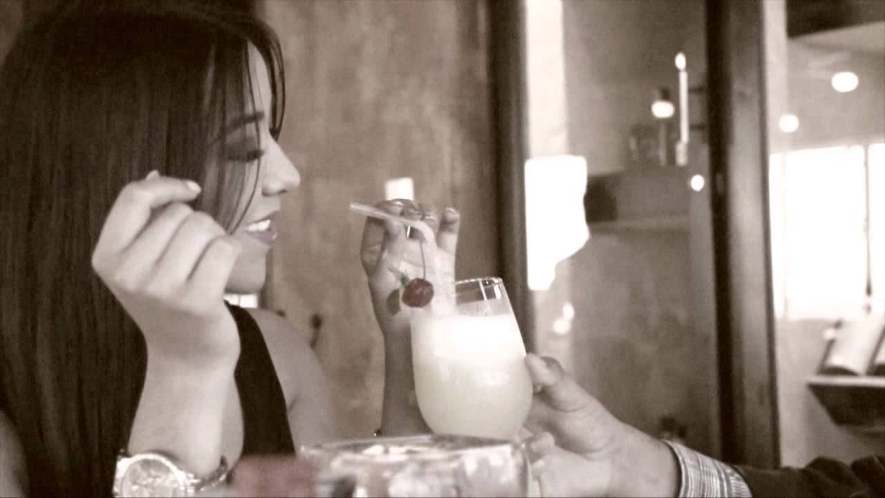 Violeta La Diva Del Corrido - Regalo De Lujo (Video Oficial)