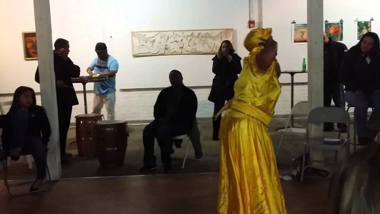 ANAISA PYÈ Dancing for Anaisa.