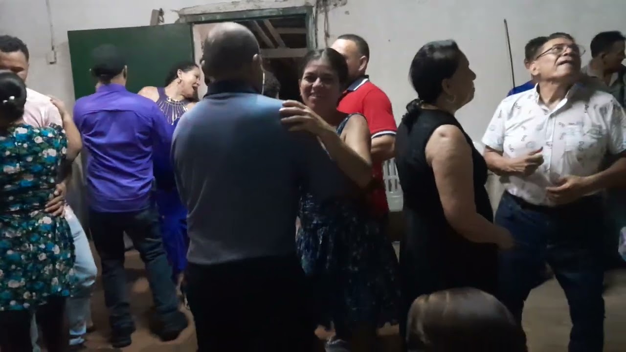viajar con tigo a un lugar bonito los hermanos cuevas