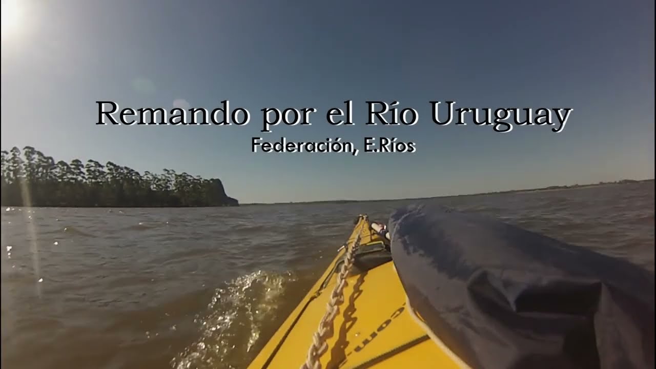 Remando en el Río Uruguay
