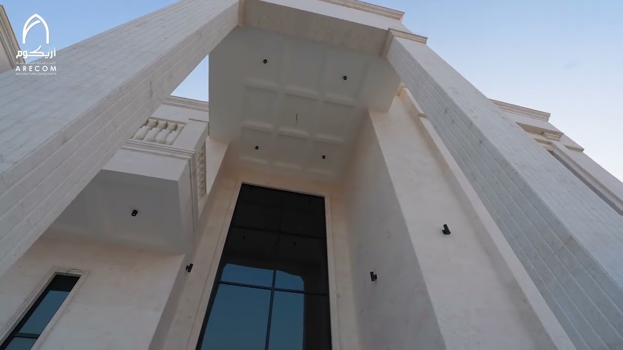 ⁨ تصميم يجمع الفخامة بالبساطة