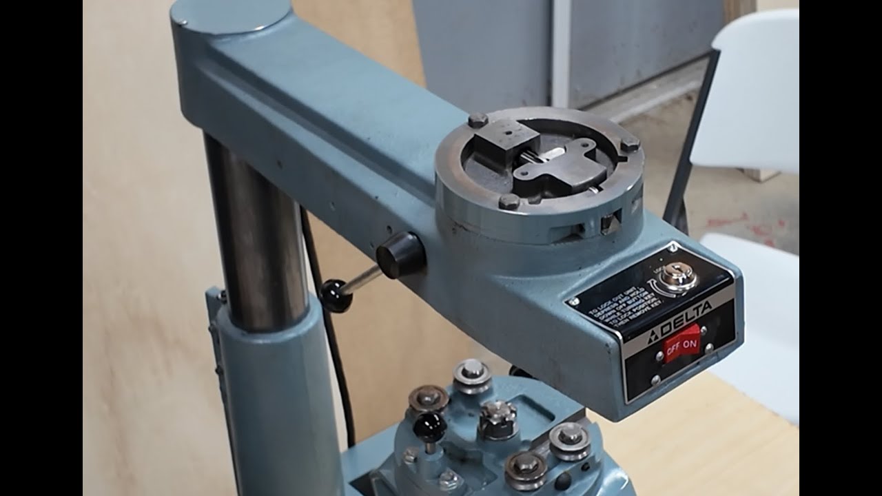 Delta 12” radial arm saw setup: Assembly