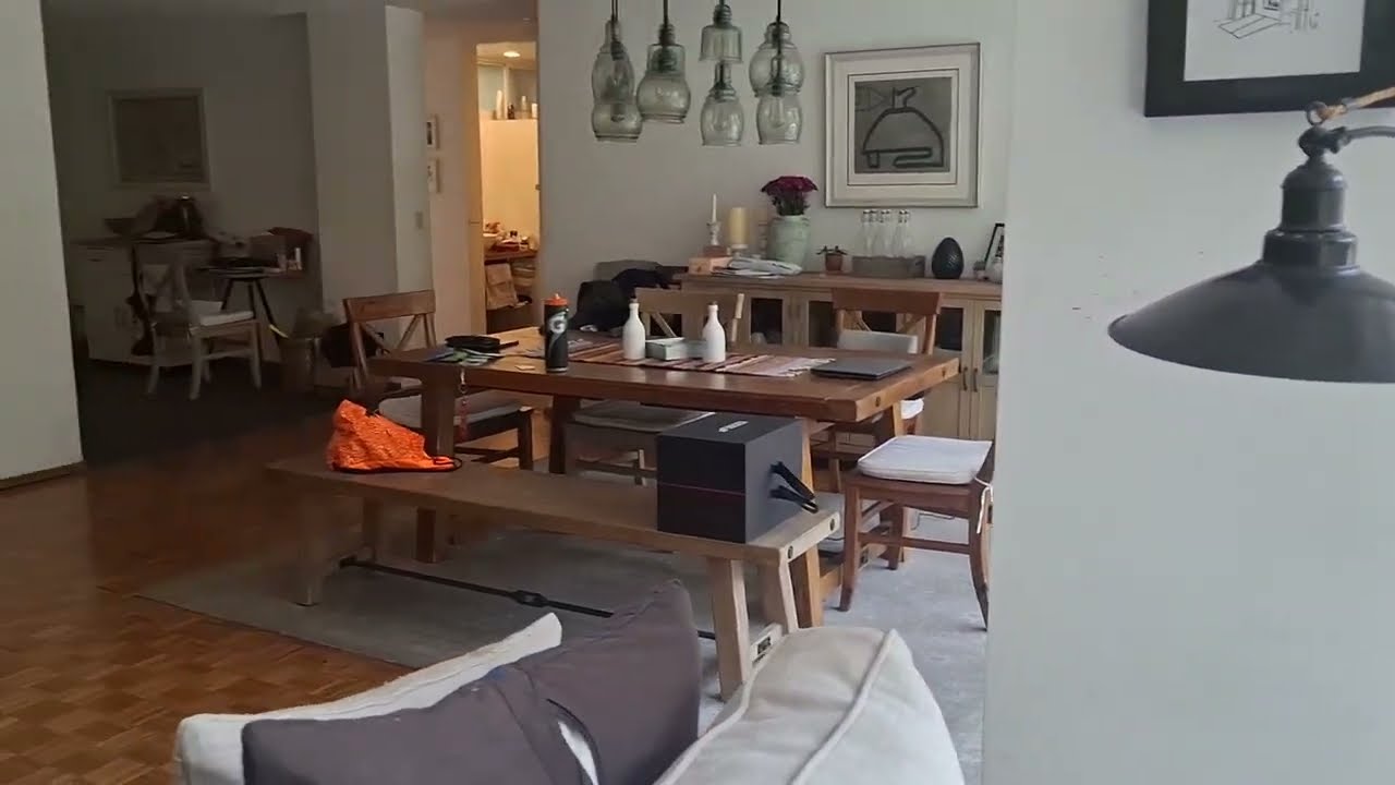 RENTADO DEPA EN CONDESA: BALCÓN MIRADOR ENTRE COPAS DE ARBOLES