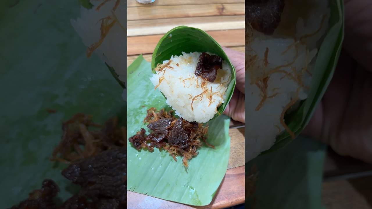 Beef Wrapped in Banana Leaves #BeefWrappedInBananaLeaves #CambodianFood #KhmerCuisine
