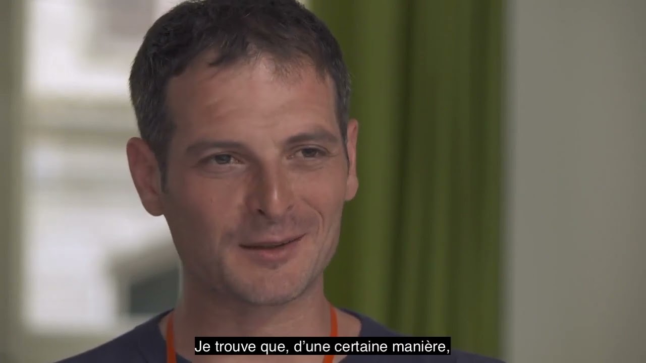 Uri Aran: 'Untitled' - Vers la lune en passant par la plage
