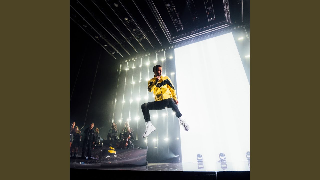 Seven Days a Week (Live from Ericsson Globe)