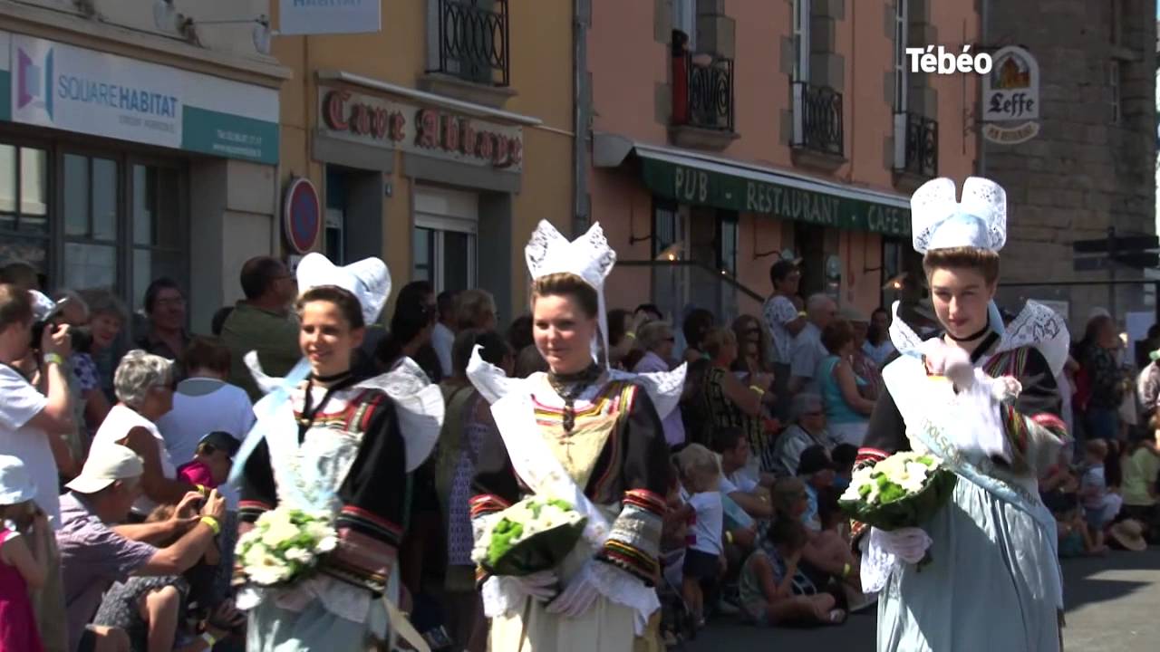 La fête des brodeuses à Pont-l'Abbé