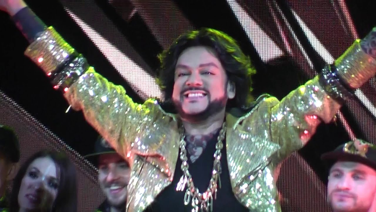 Филипп Киркоров в Фестивальном. Включаем Радость.