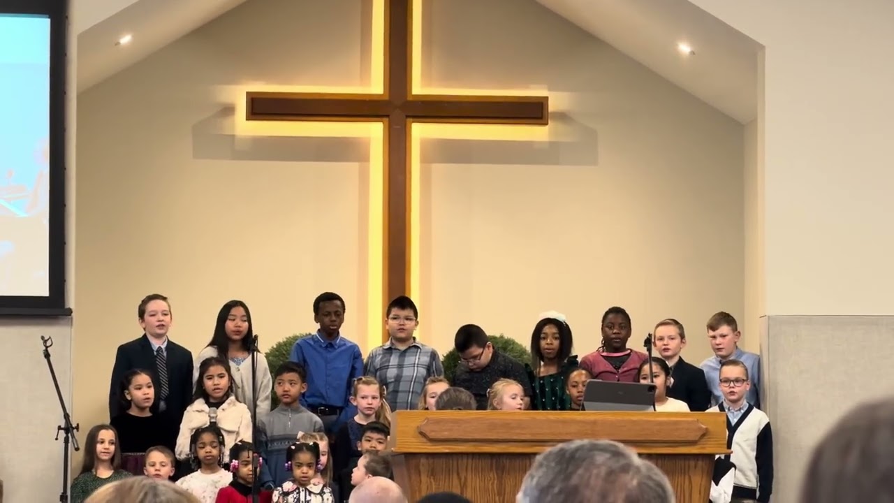 Children’s choir sings 