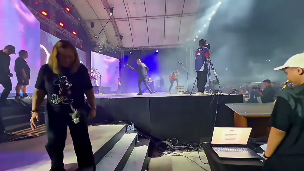 COLN - PAKE LIVE