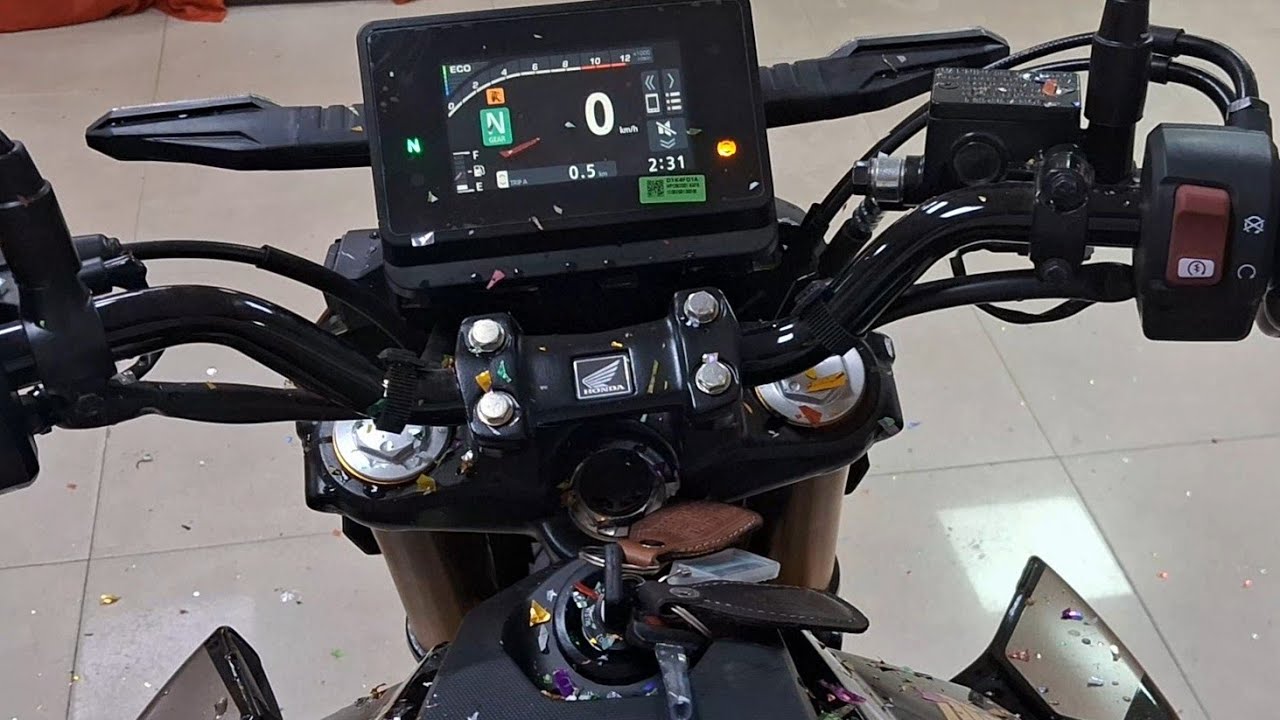 Honda Hornet CB125 Meter Console Explained 🔥 | Mileage, RPM, Gear, Fuel | Full Review | 