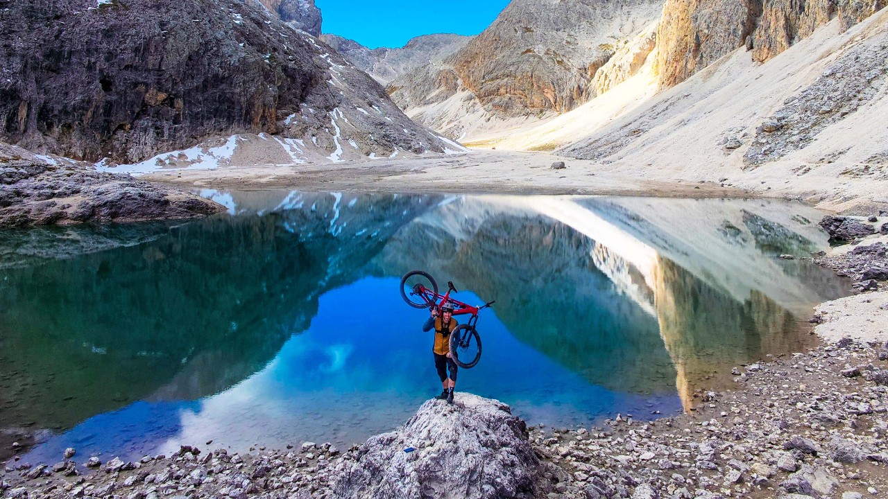 Avete mai visto un lago del genere?