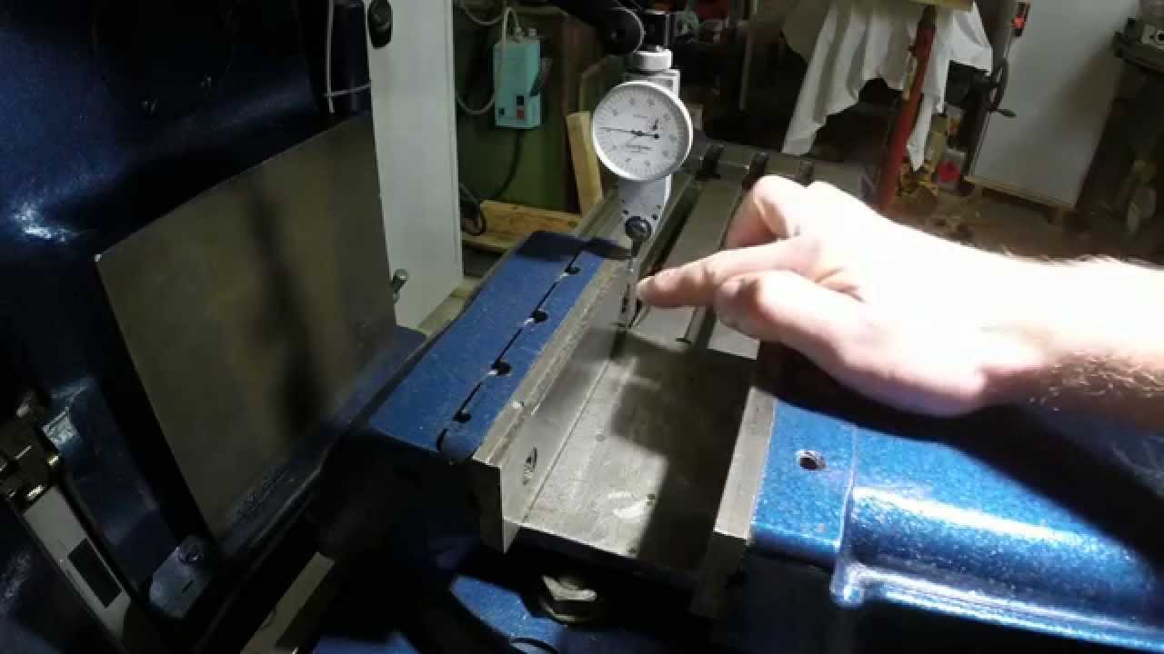 Installation et règlage d'un étau de fraiseuse