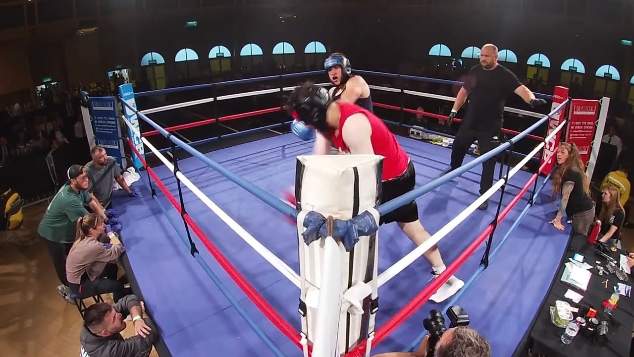 BOURNEMOUTH | UWCB | THE NOVICE VS SEBASTIAN