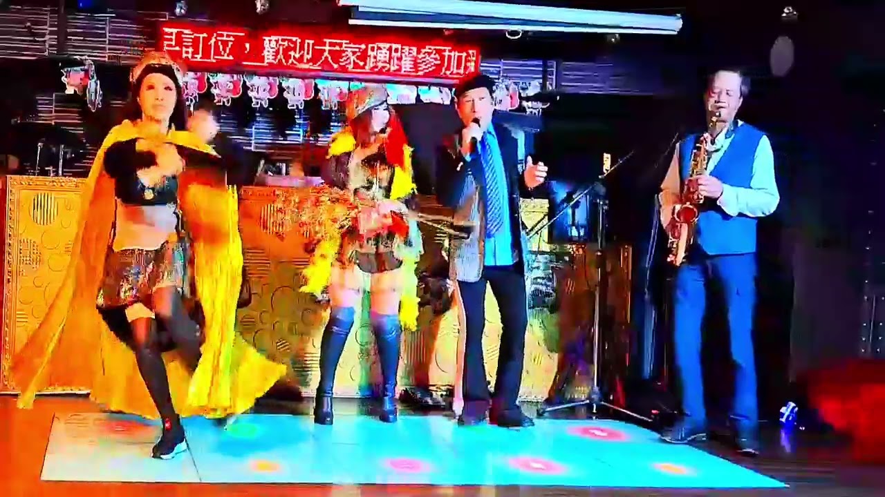 三月裡小雨 美美星光百分百歌廳 駐唱歌手晚上7點到8點表演演唱感恩支持鼓勵感恩所有的舞台 感恩我生命中遇見的每個貴人感恩生命中有緣相見每個人我是美美感恩老天爺祝福大家馬年行大運 2026年2月20日
