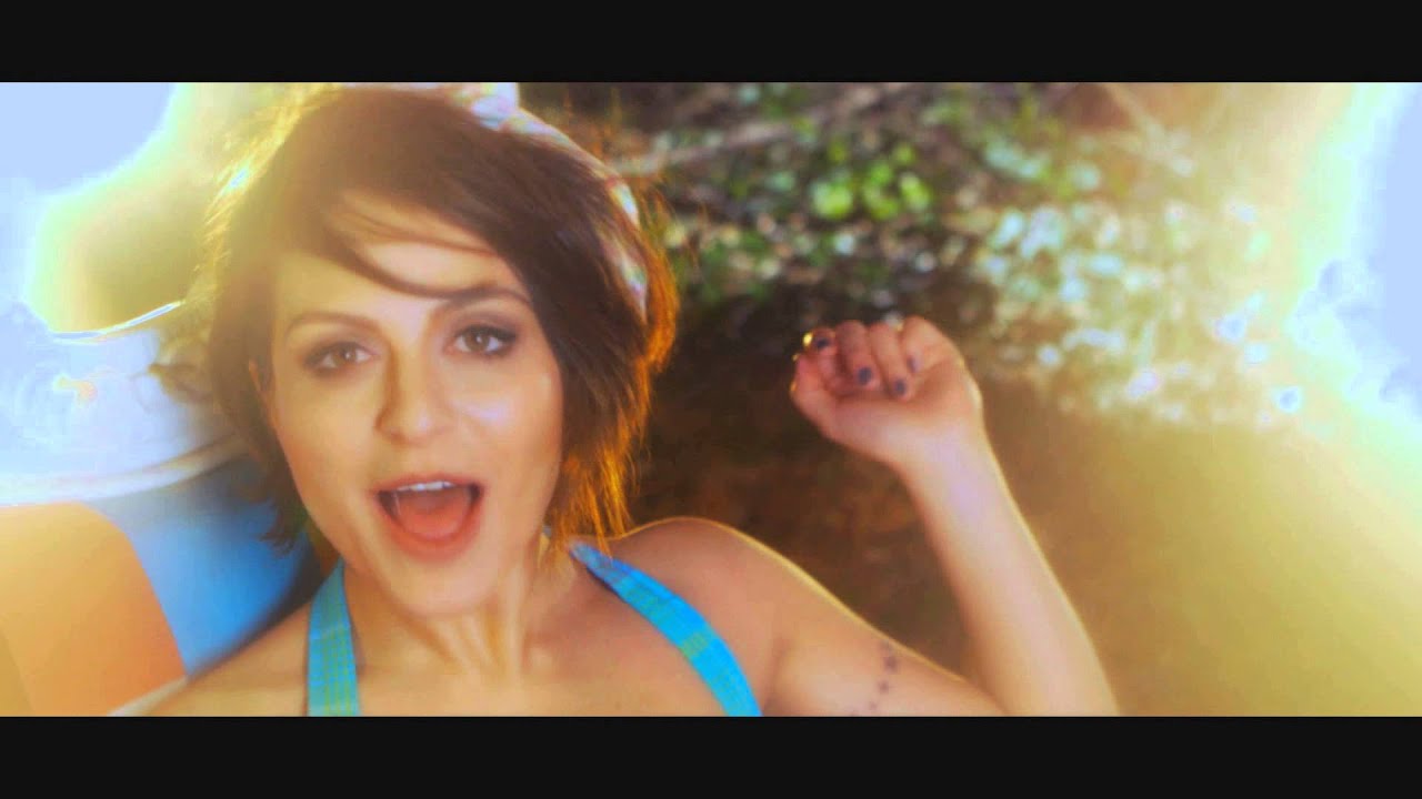 Ela - Ruhum Cumartesi (Official Video)