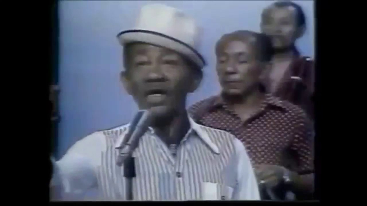 Jackson do Pandeiro (voz) Severo (sanfona) em HISTÓRIA DE LAMPIÃO, de Jackson e Severino Ramos -1981