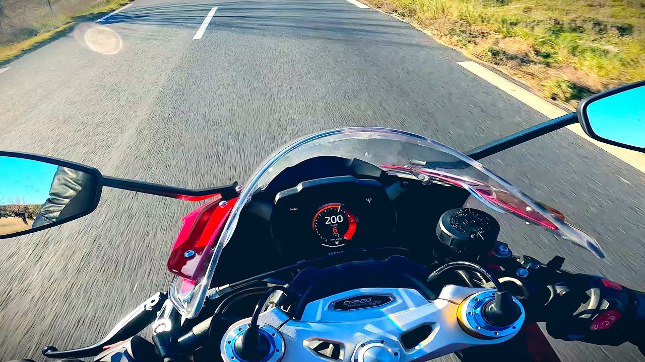A Crazy Ride on a Crazy Bike 🏍 Triumph Speed Triple 1200 🎵 Pure Sound