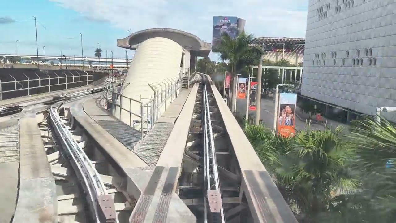 Miami Metromover: Full loop ride