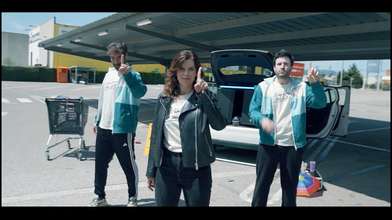 ARRIBAR I PLOURE - Un dia és un dia