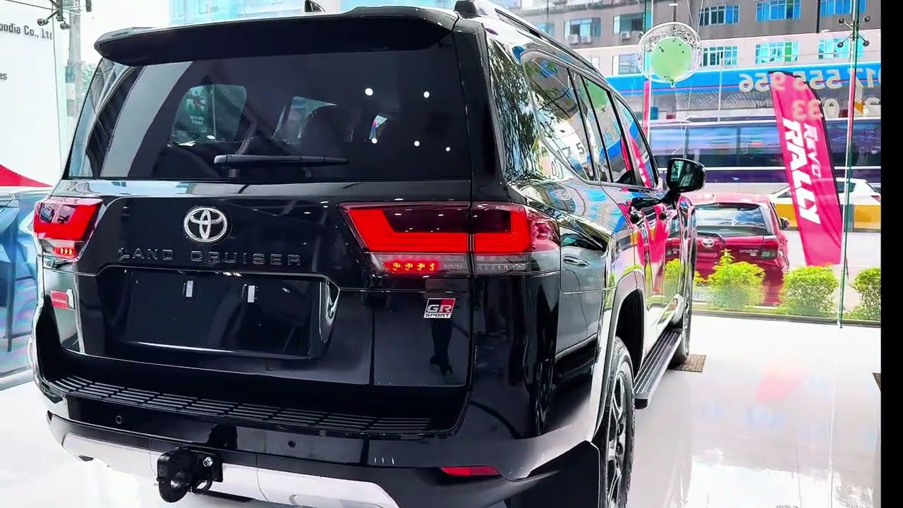 New Toyota Land Cruiser GR sport 2025 Review Exterior And Interior