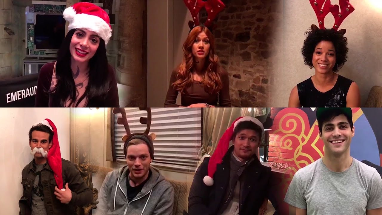 Shadowhunters cast: Christmas Or Thanksgiving Dinner - Which Is Better?
