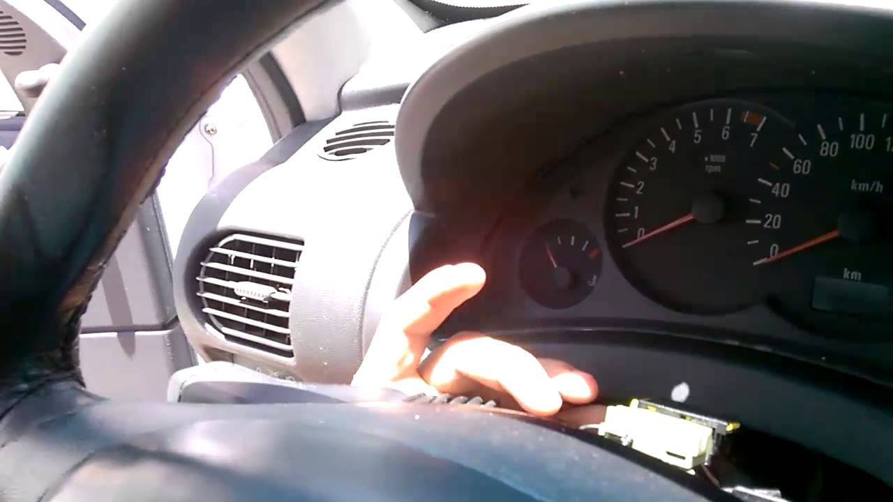 Desmontando painel Corsa, Montana 2007