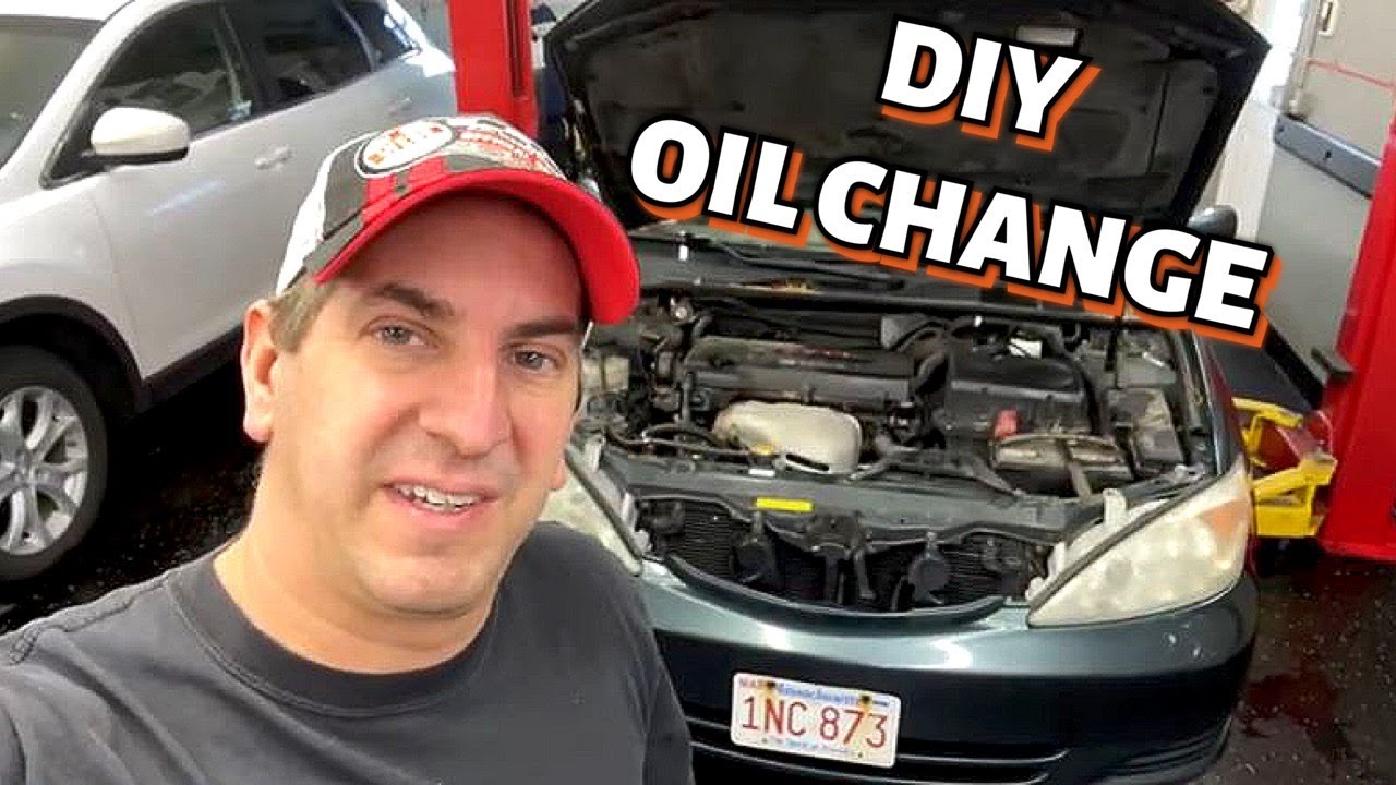 2002-2004 Toyota Camry 2.4 Oil Change Video