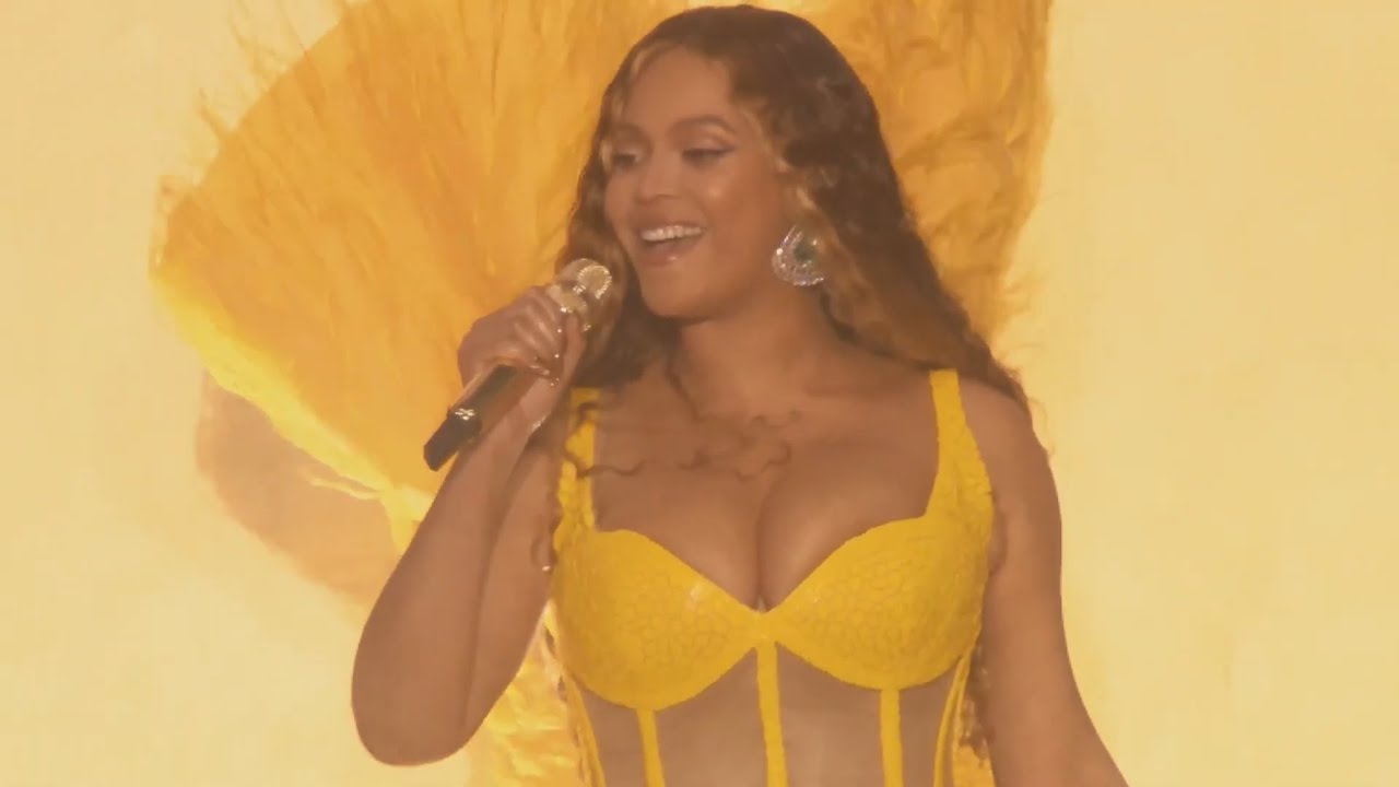 ATLANTIS THE ROYAL GRAND REVEAL x BEYONCÉ x SWEDISH HOUSE MAFIA