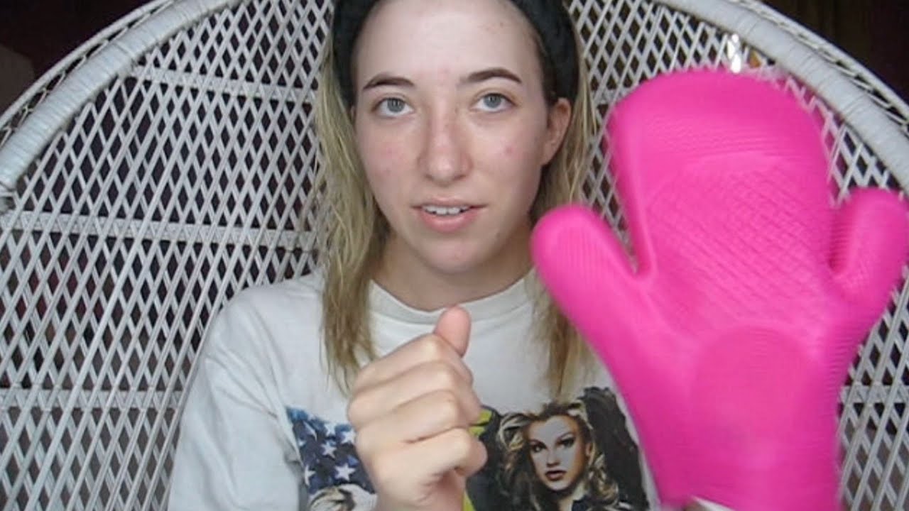 Annie's Vanity Tour (What Products I Use + Intrusive Thoughts)