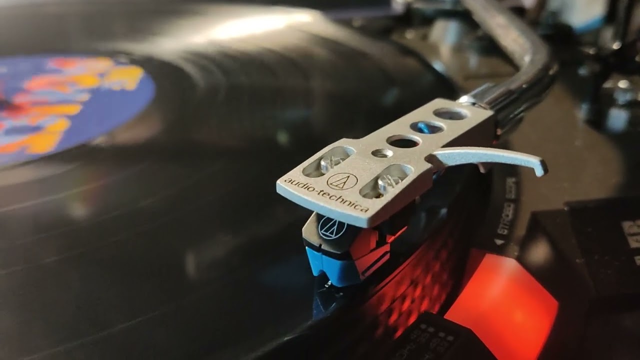 Technics SL-23 with a Audio Technica VM95C