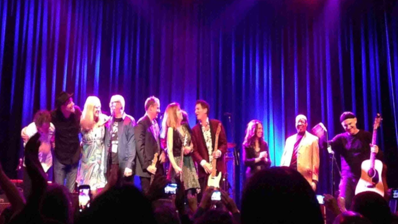 The Bangles @ 'Paisley Underground Reunion' , the Fillmore San Francisco, CA 12/05/2013 (Audio♫ +🖼️)