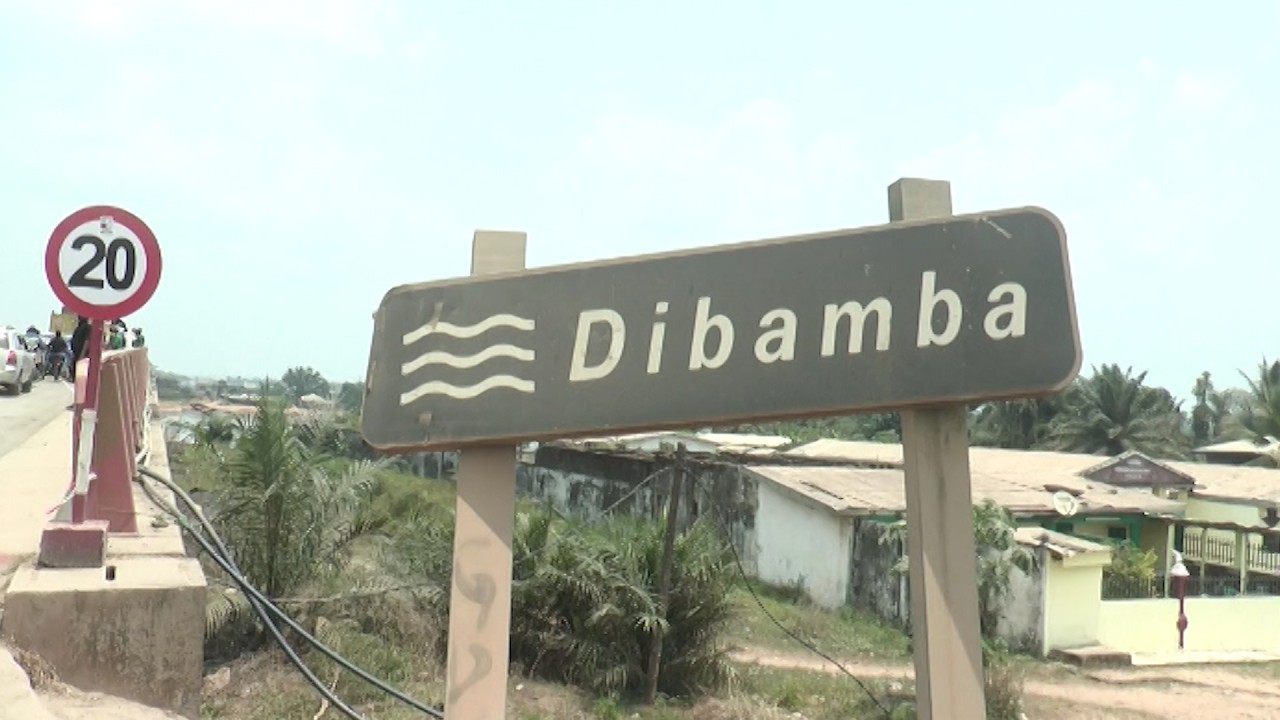 PONT DE LA DIBAMBA : FACE AUX INQUIÉTUDES DES USAGERS, EMMANUEL NGANOU DJOUMESSI SUR PLACE