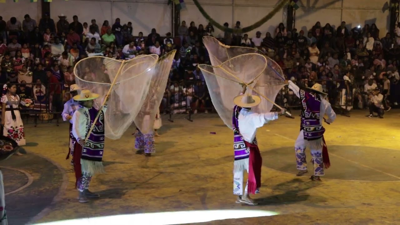 Danza de las Mariposas de Janitzio, Mich.