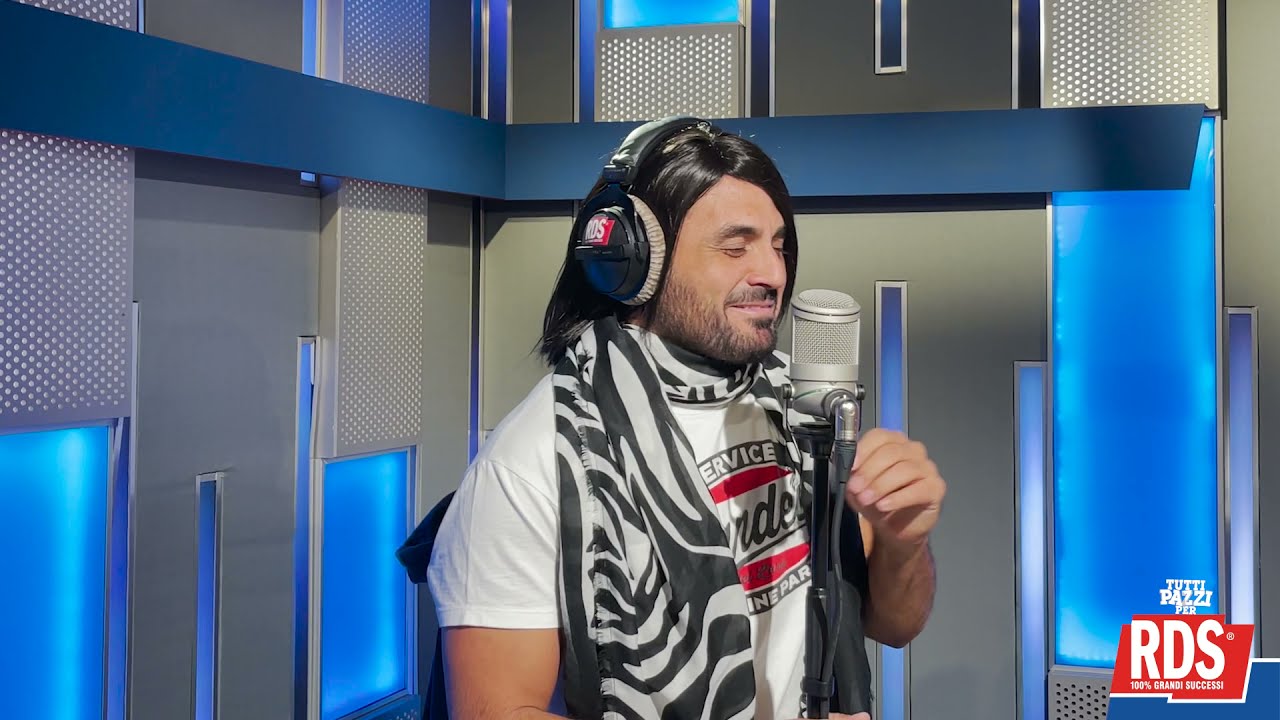 Gianni Cyano: attaccati al canto per i body builder | Tutti Pazzi X RDS