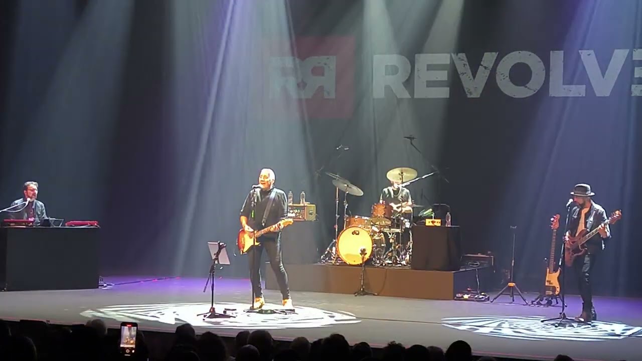 Revólver en Murcia 2023. Si es tan sólo amor.