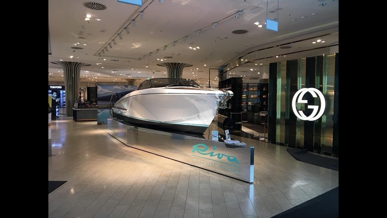 Luxury Riva Iseo im Kaufhaus Breuninger Düsseldorf