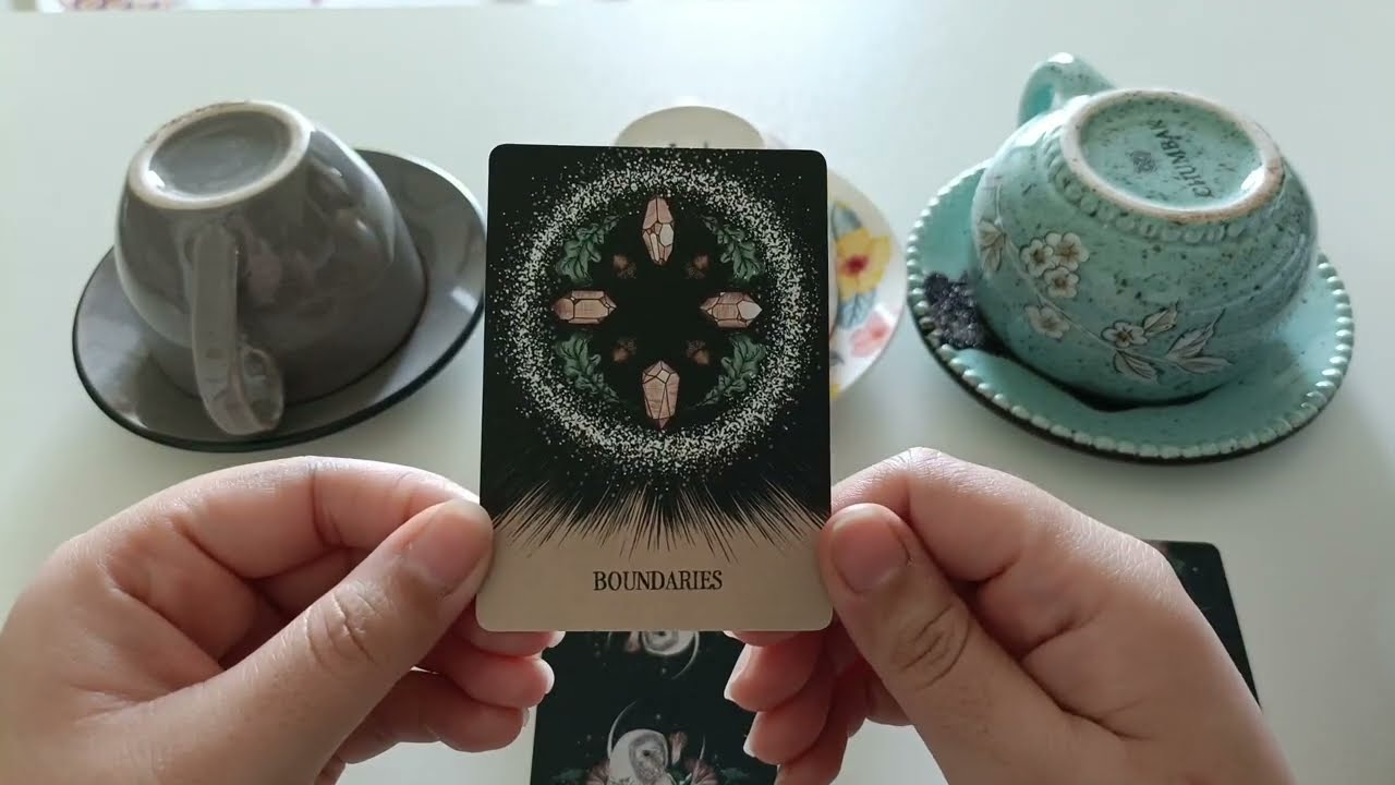 The next best thing 💸 : Coffee cup reading | Pick a Cup | Tarot with Leena 