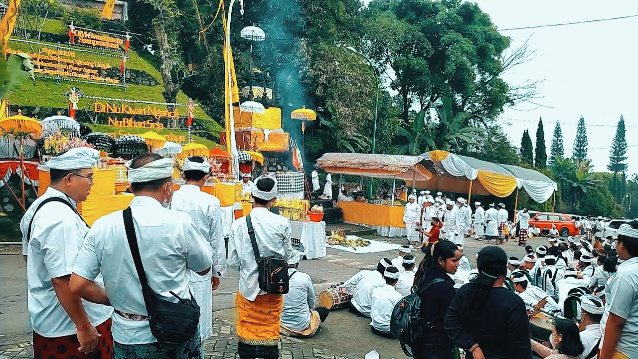 Pure parahyangan agung jagatkarta gunung Salak bogor || dalam rangka pujawali ke 17