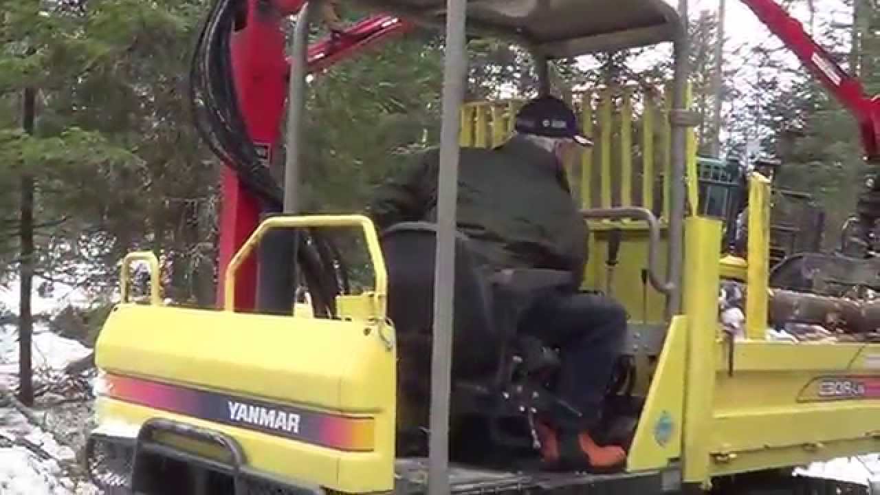 YANMAR C30R F TRANSPORTEUR A BOIS (PORTEUR)