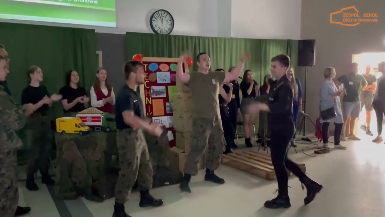 Drzwi Otwarte w Zespole Szkół, Centrum Kształcenia Ustawicznego w Gronowie. Oferta edukacyjna 22/23.