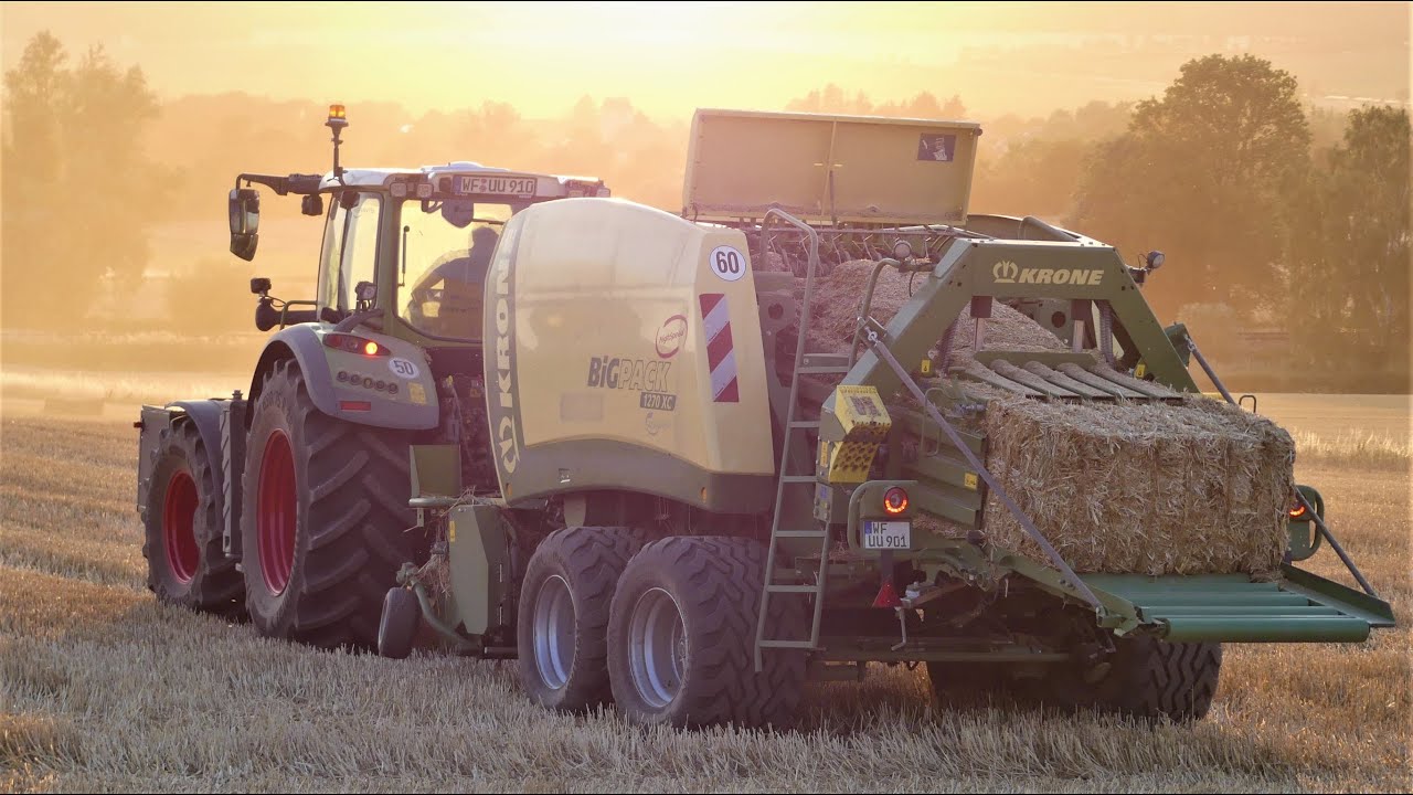 Strohpressen im Sonnenuntergang/ Fendt Vario 724/ Krone BIG Pack 1270 XC