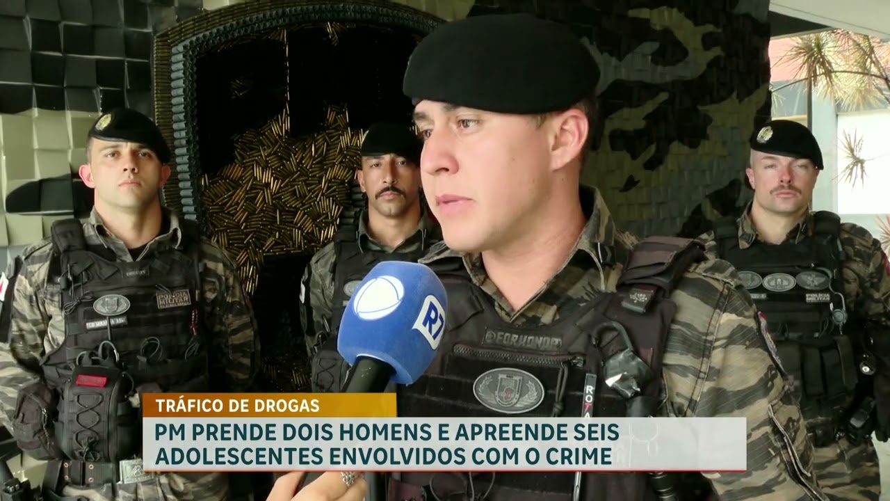 PM prende dois homens e apreende seis adolescentes envolvidos no tráfico de drogas na Grande BH