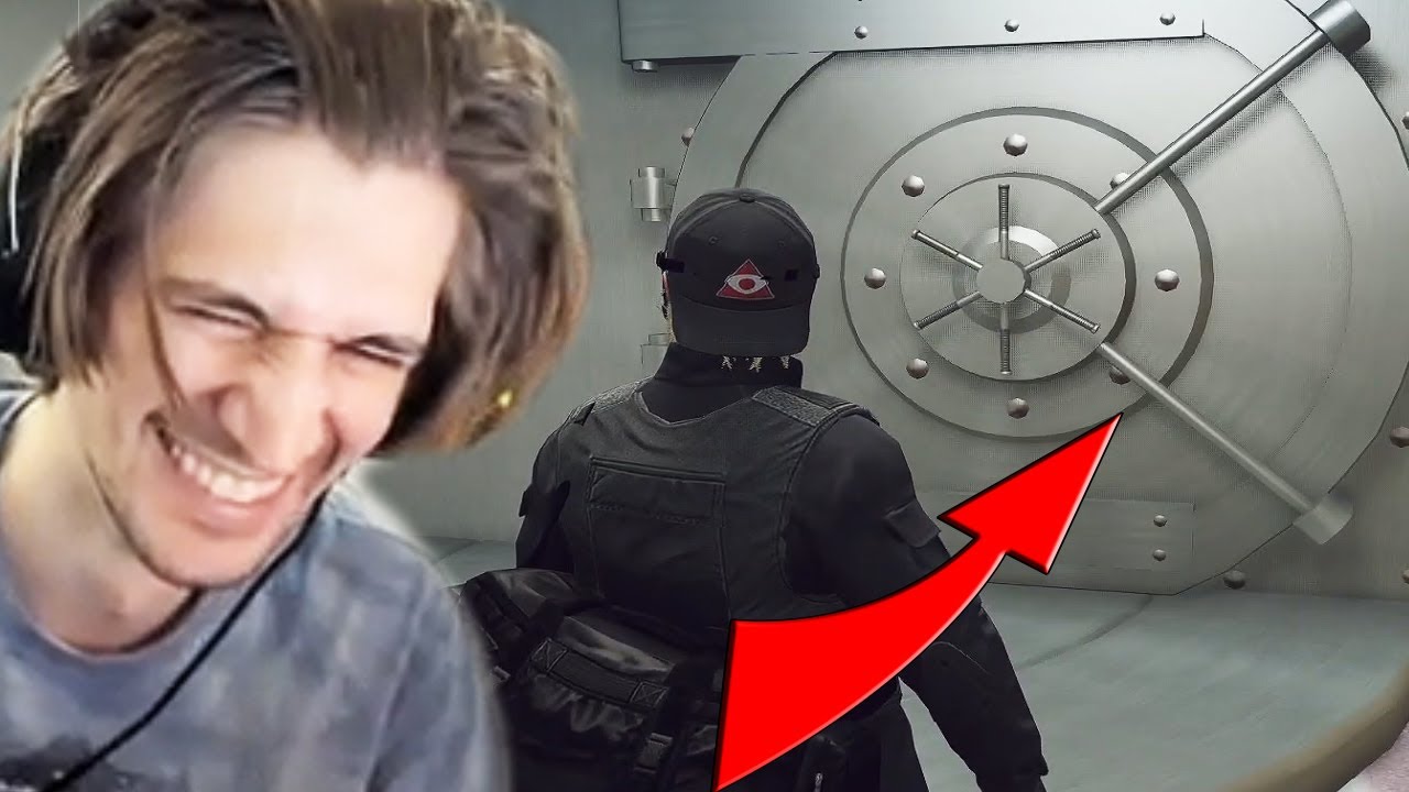 xQc's HILARIOUS Vault Heist *NoPixel Server First*