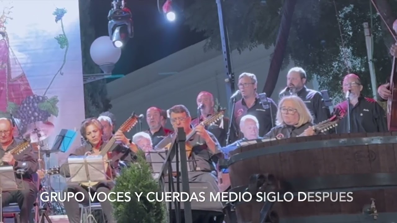 COMO UNA REINA