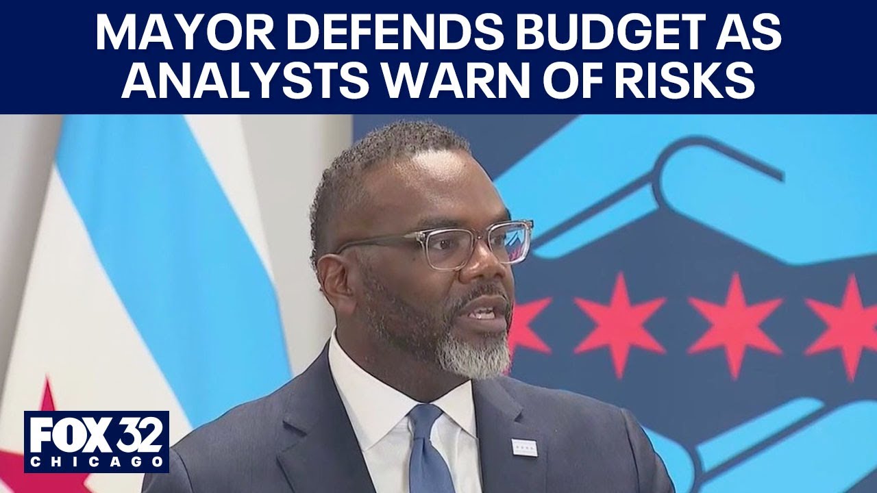 Chicago mayor defends budget as analysts warn of credit risks