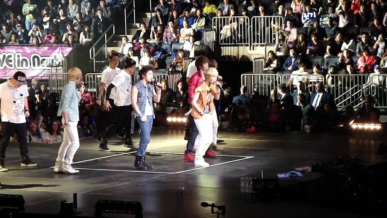 SHINee Replay Live in NYC