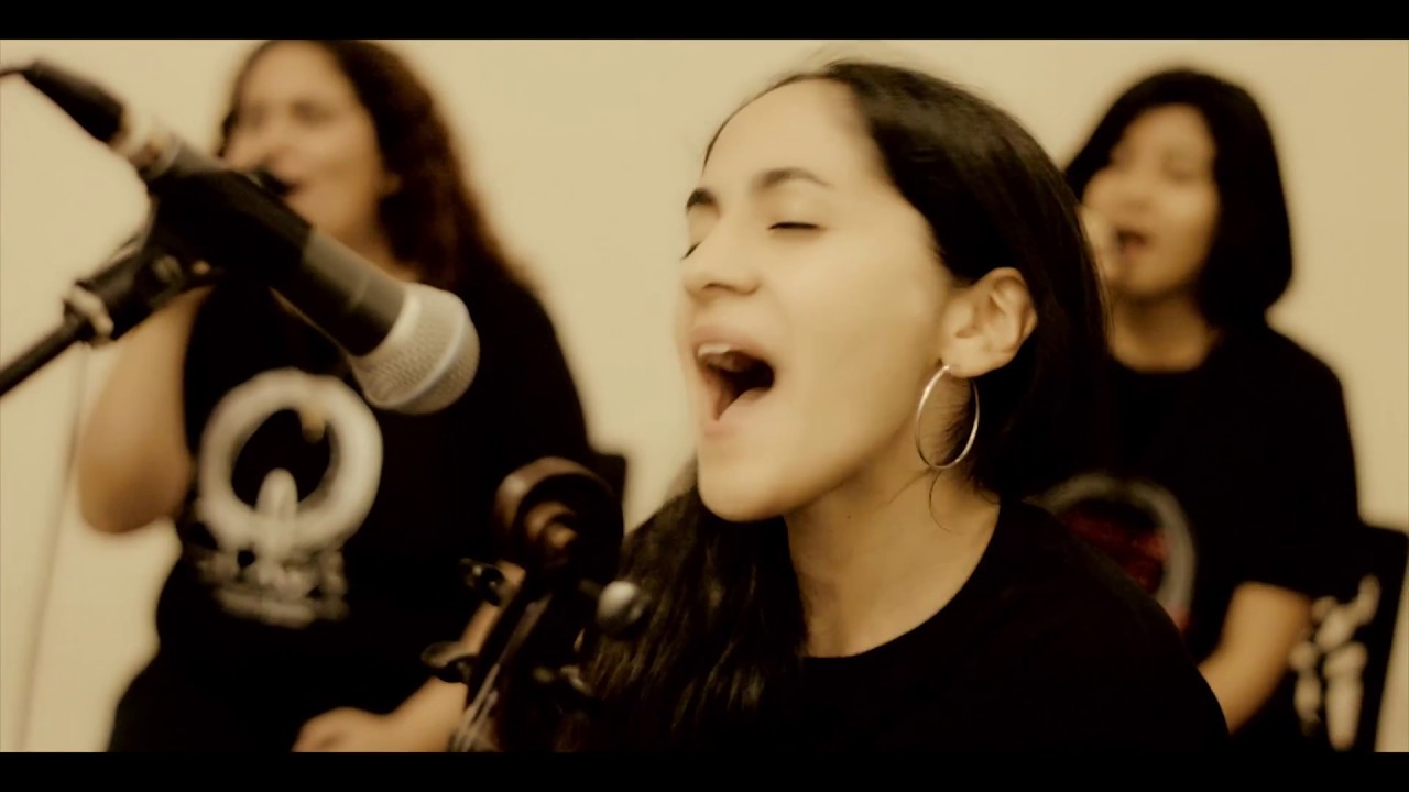 Ministerio de Adoración Siloé - Jesús Vivo y Poderoso [Oficial]
